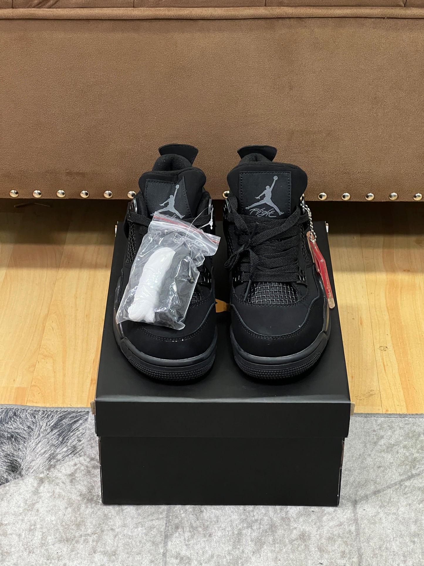 Jordan Retro 4 Black