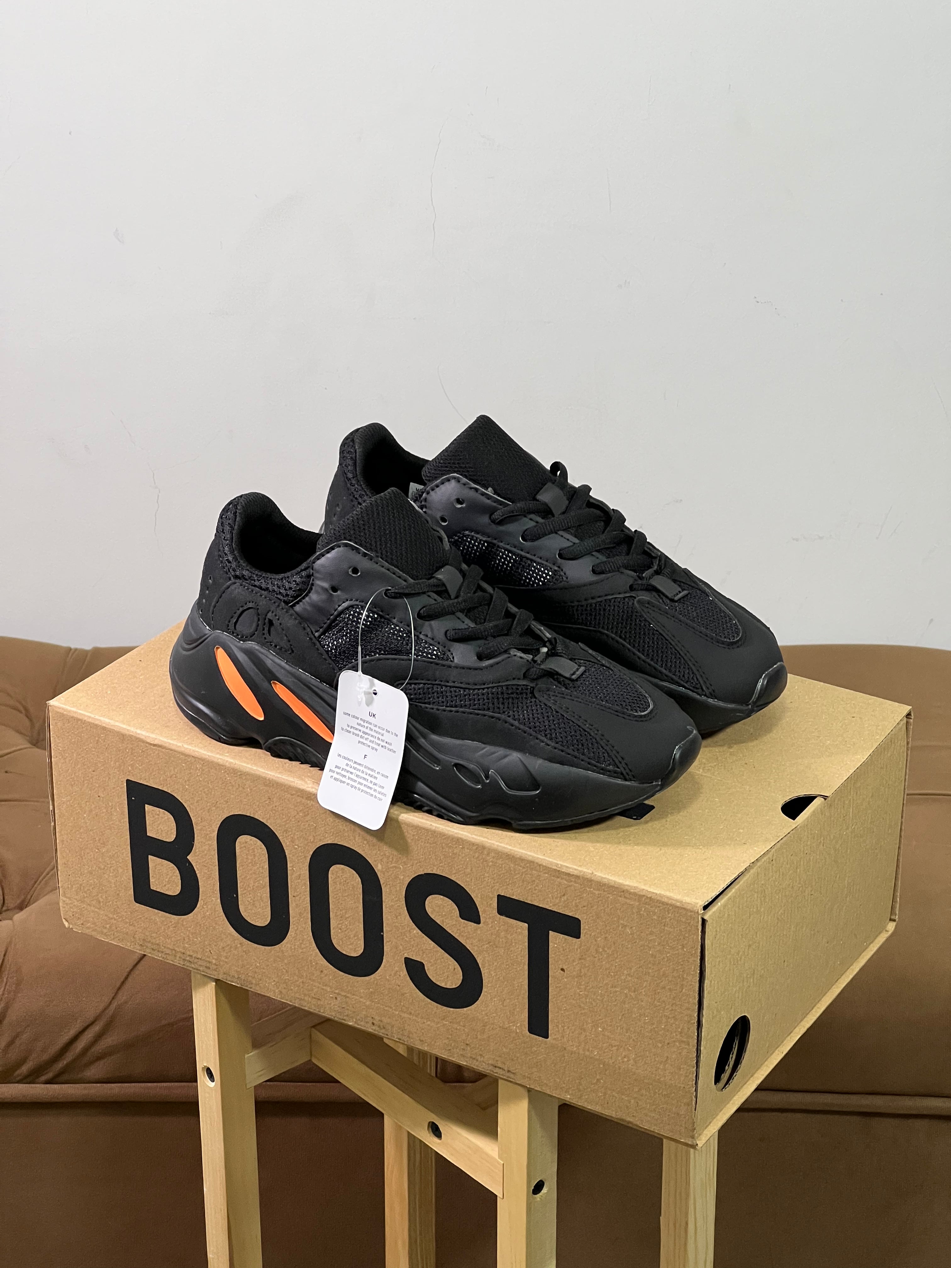 Adidas yeezy dama 50 sale